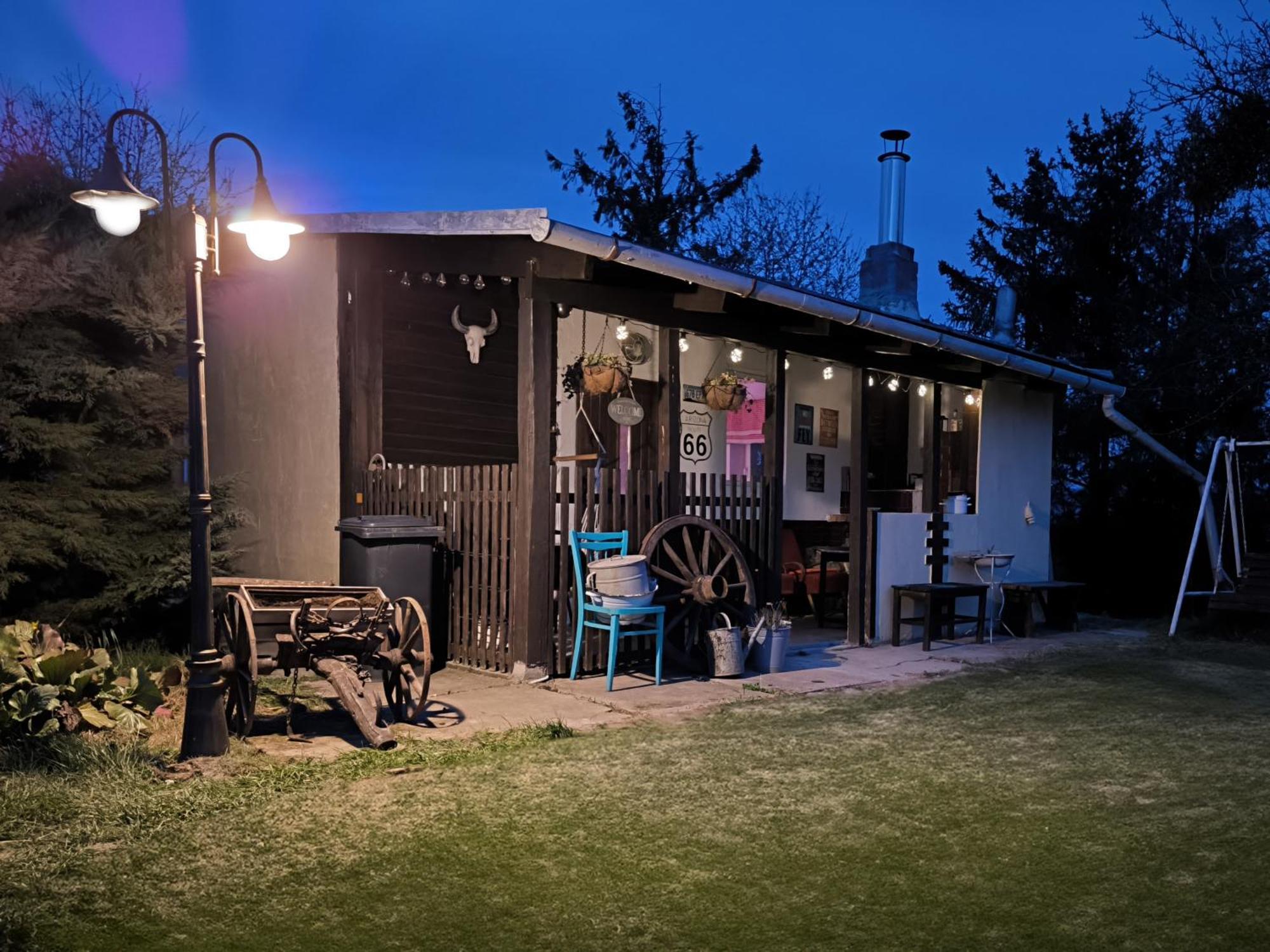 Ranch 66 - Zlatokopecka Chata Arizona Trsice ภายนอก รูปภาพ